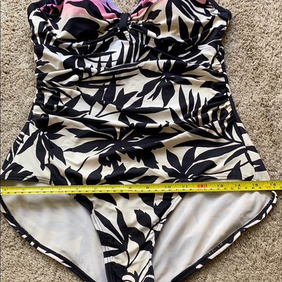 Coco Reef One Piece Bathing Suit - Picture 4 of 10